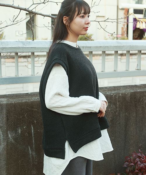 32 チャコールグレー