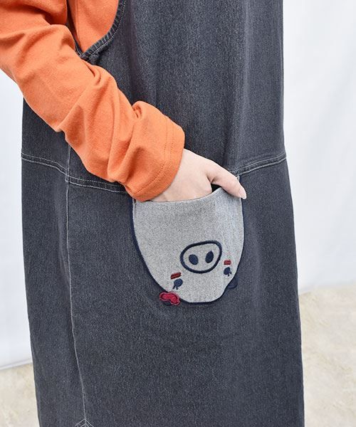 32 チャコールグレー
