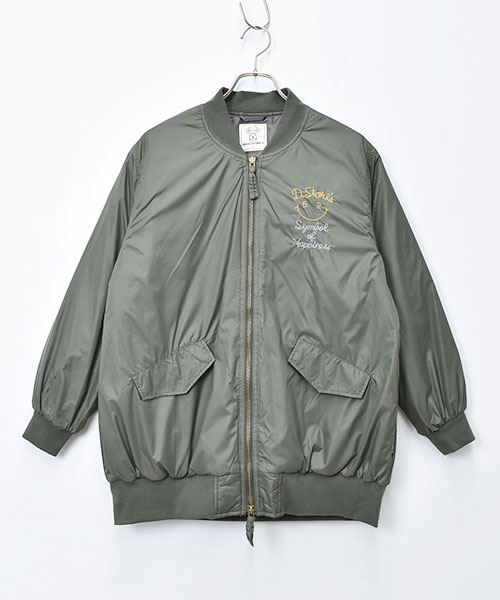52 カーキ