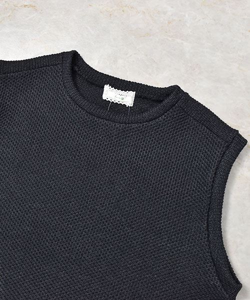 32 チャコールグレー