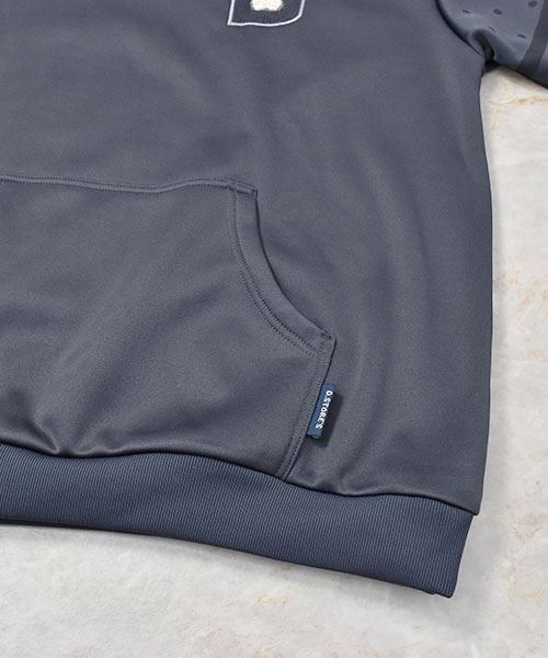 32 チャコールグレー