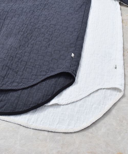 01 オフホワイト