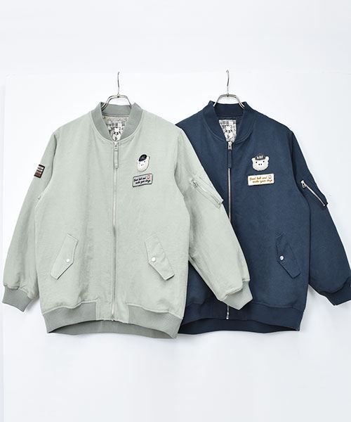 52 カーキ