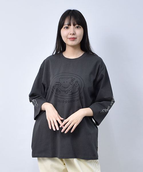 32 チャコールグレー