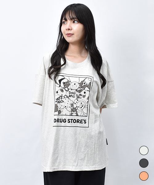 【Tシャツ】 スタンディ&わんちゃんズ チェキ風 プリント Tシャツ