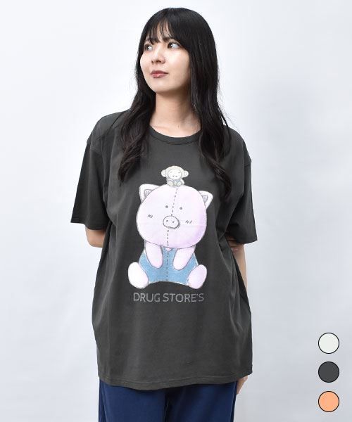 【Tシャツ】 ぬいぐるみブタ&おサルスタンディ プリント Tシャツ