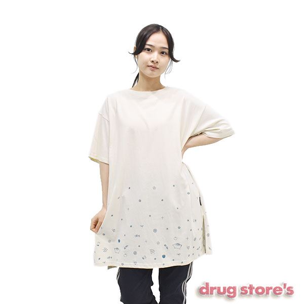 ドラッグストアーズ花柄丈長Tシャツ 