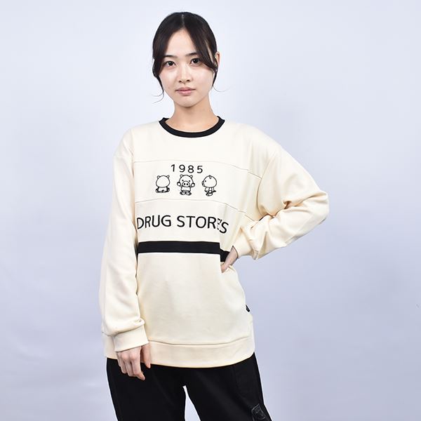 drug store's ポンチ ロゴ＆スタンディ刺繍 配色切替 トレーナー