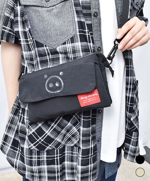 【ショルダーバッグ】 ブタ顔 ナイロン ミニショルダー