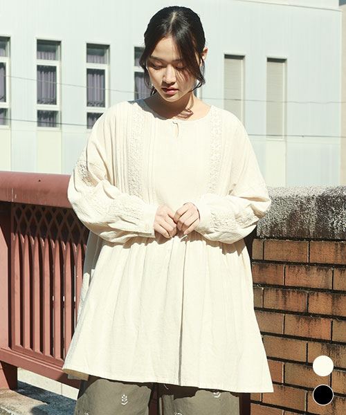 ピンタック×レース チュニック